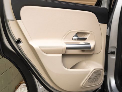 Used 2023 Mercedes-Benz GLA 250 image 18