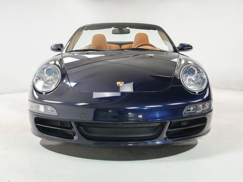 Used 2005 Porsche 911 Carrera RWD image 6