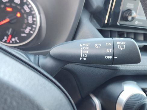 Used 2021 Toyota RAV4 LE w/ Carpet Mat Package (TMS) FWD image 21
