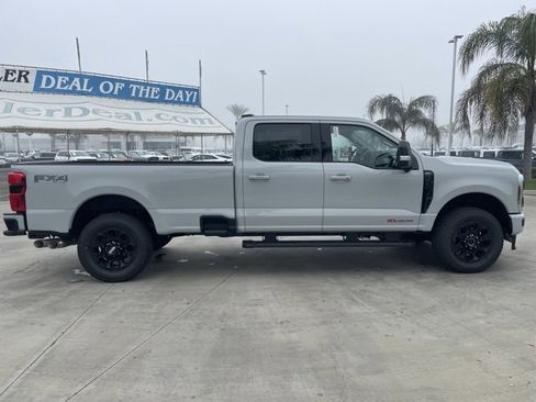 New 2026 Ford F350 Lariat w/ Black Appearance Package image 6