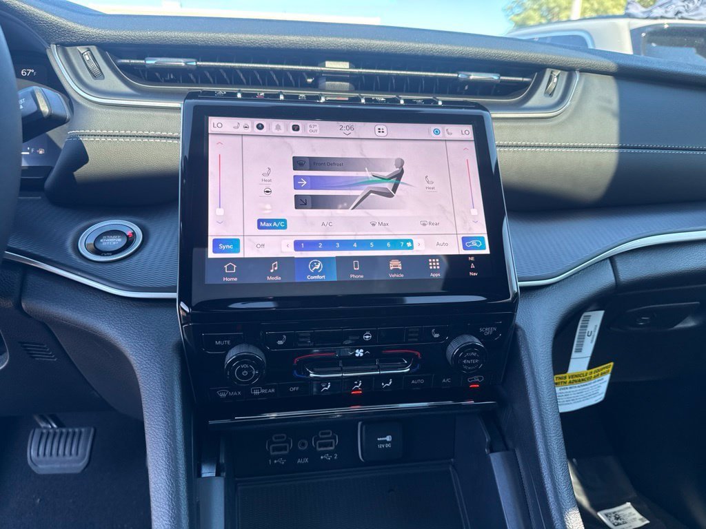 New 2027 Jeep Grand Cherokee Laredo X AWD/4WD image 12