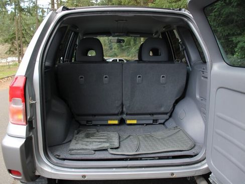 Used 2002 Toyota RAV4 4WD image 15