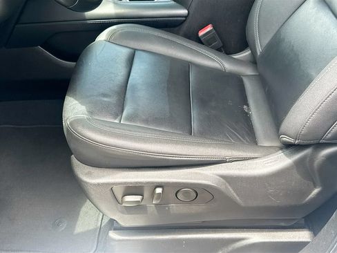 Used 2023 Chevrolet Tahoe LT w/ Luxury Package RWD image 21
