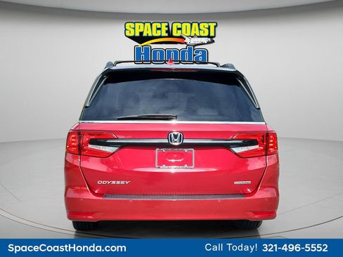 Certified 2023 Honda Odyssey Touring image 11