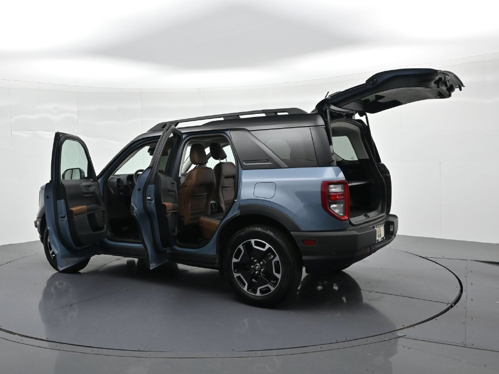 Certified 2024 Ford Bronco Sport Outer Banks w/ Tech Package AWD/4WD image 24