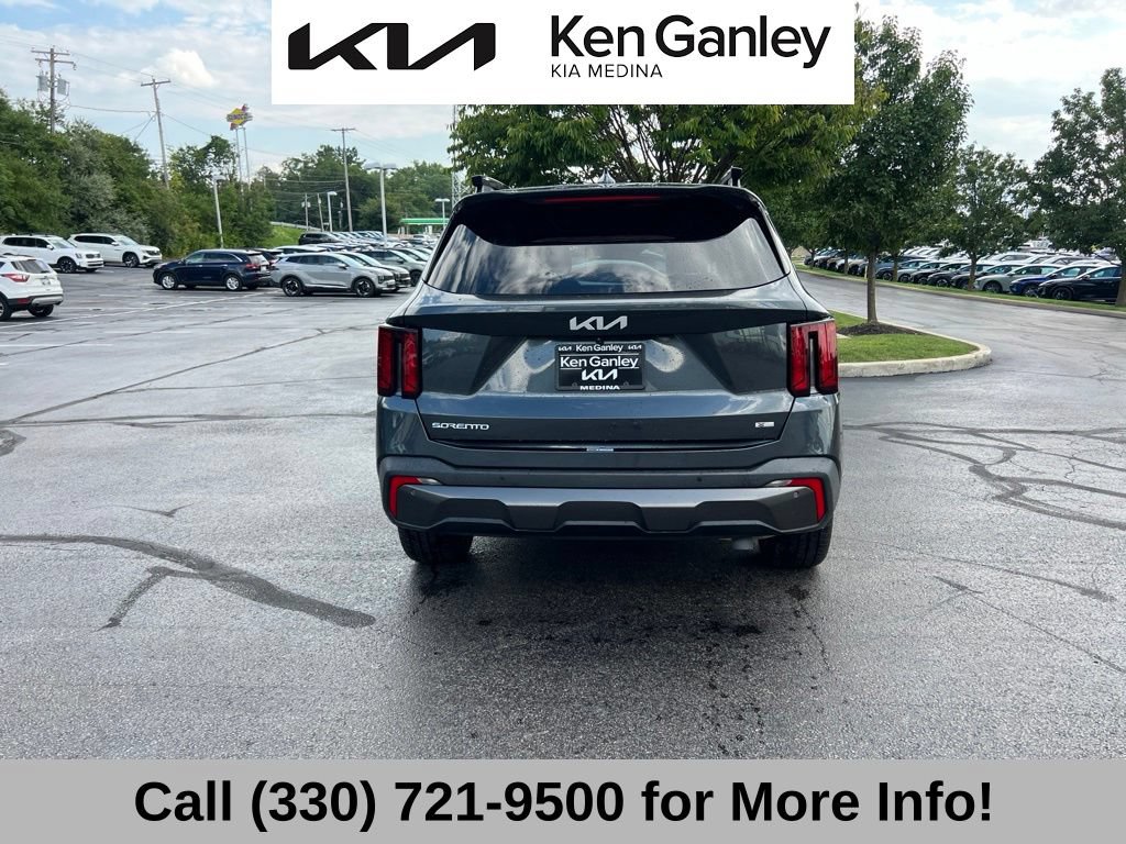 Certified 2024 Kia Sorento X-Line EX AWD/4WD image 12