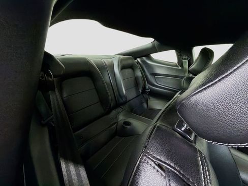 Used 2021 Ford Mustang Premium image 27