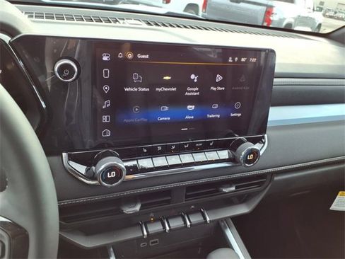 New 2025 Chevrolet Colorado LT w/ LT Convenience Package image 12