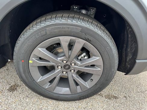 New 2025 Ford Explorer Active w/ Active Comfort Package image 6