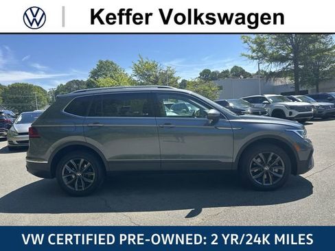 Certified 2023 Volkswagen Tiguan SE FWD image 8
