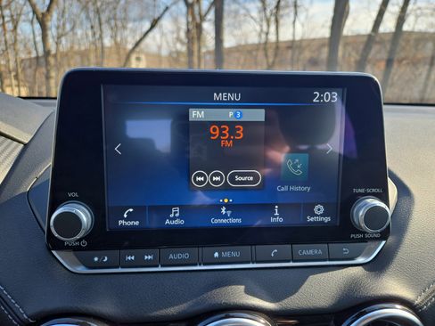 Used 2024 Nissan Sentra SV image 17