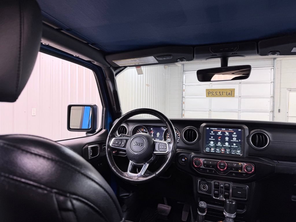 Used 2020 Jeep Gladiator Overland AWD/4WD image 25