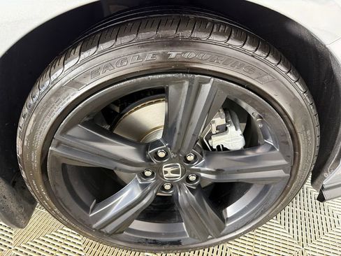 Used 2024 Honda Accord Sport image 13
