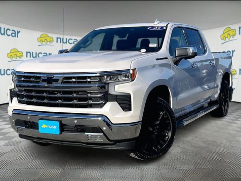 Used 2023 Chevrolet Silverado 1500 LTZ w/ LTZ Premium Package image 3