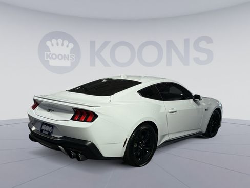 Used 2025 Ford Mustang GT RWD image 7