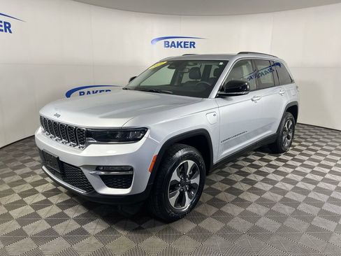 Used 2022 Jeep Grand Cherokee Limited 4xe AWD/4WD image 5
