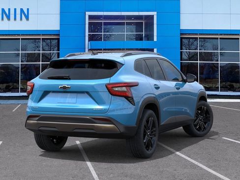 New 2025 Chevrolet Trax ACTIV image 4