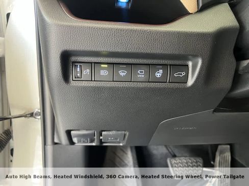 Used 2020 Toyota RAV4 Limited image 22