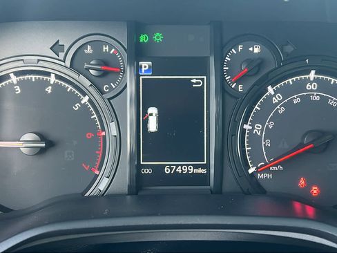 Used 2021 Toyota 4Runner SR5 Premium image 21