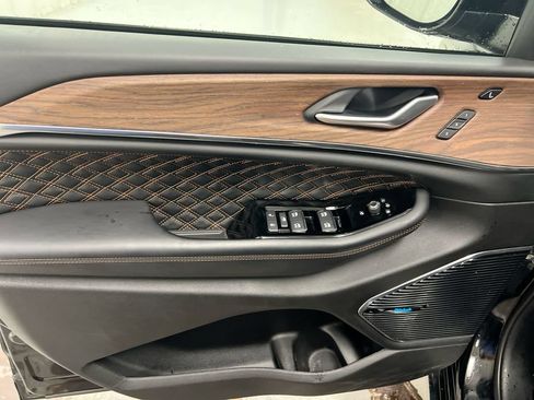 Used 2023 Jeep Grand Cherokee Summit w/ Rear Seat Video Group I AWD/4WD image 22