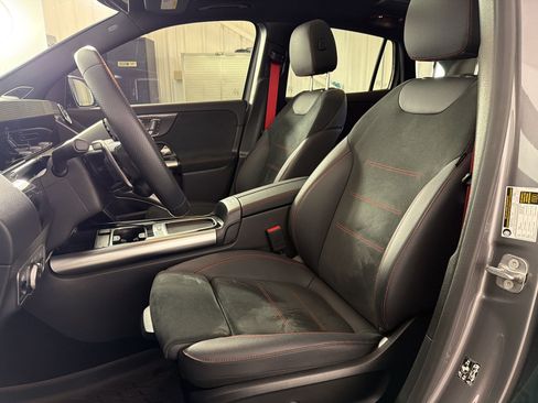 Used 2025 Mercedes-Benz GLA 35 AMG 4MATIC image 5