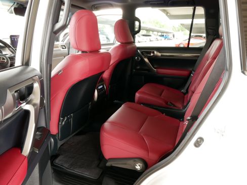 Used 2023 Lexus GX 460 Premium image 22