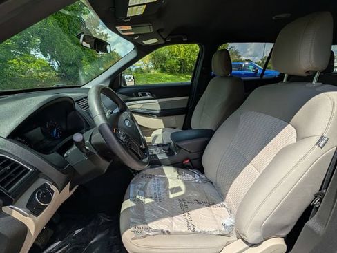 Used 2018 Ford Explorer 4WD image 10