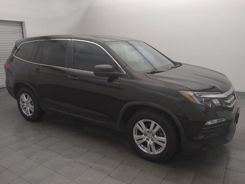 Used 2018 Honda Pilot LX image 11