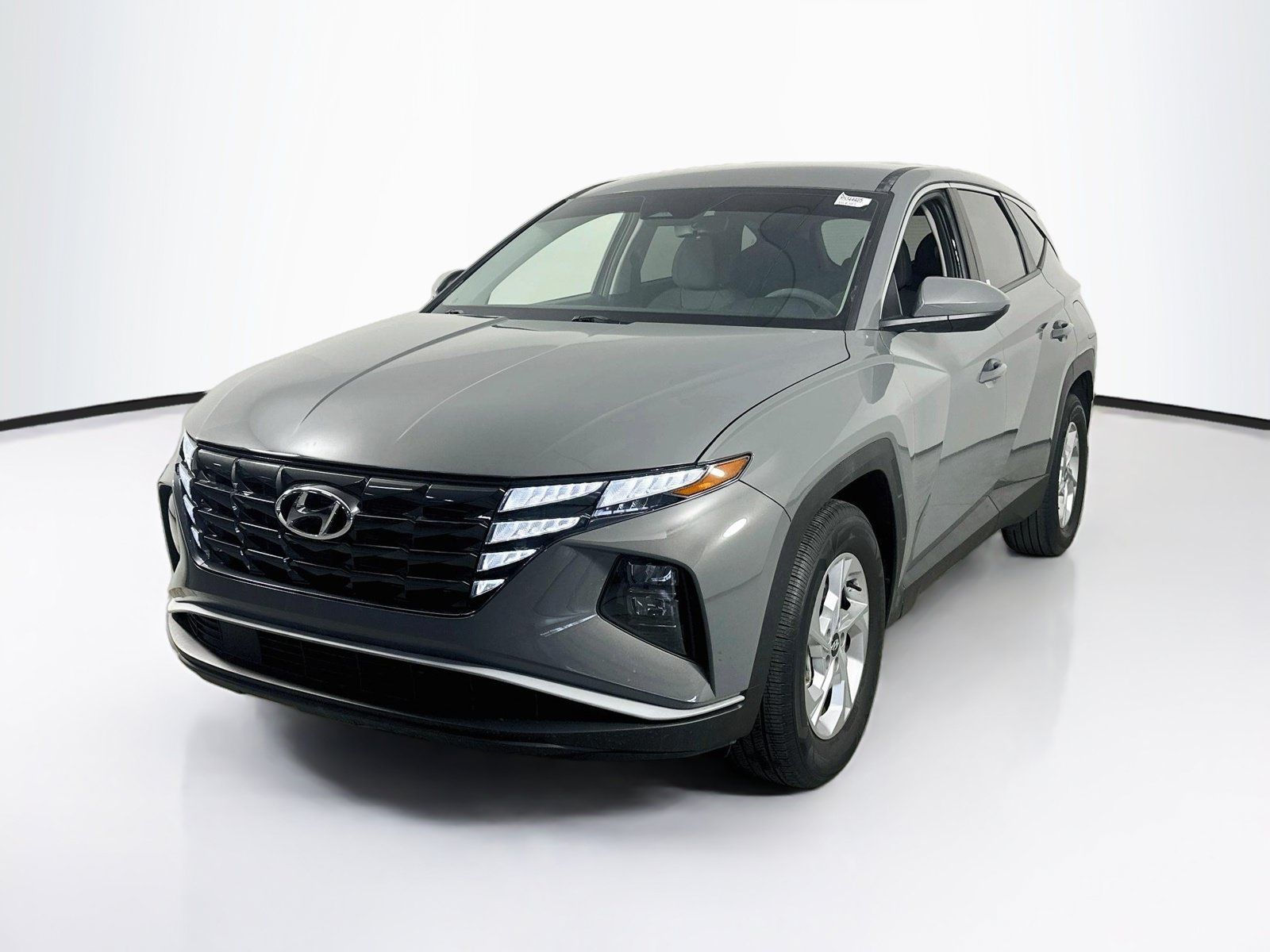 Used 2024 Hyundai Tucson SE FWD image 1
