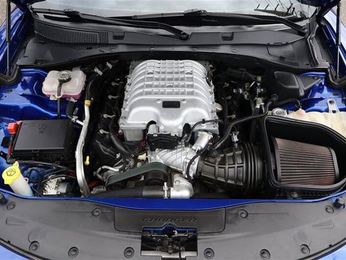 Used 2022 Dodge Charger SRT Hellcat RWD image 9