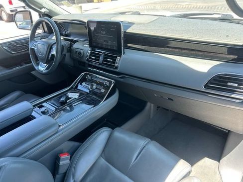 Used 2020 Lincoln Navigator Reserve w/ Equipment Group 208A Reserve AWD/4WD image 30