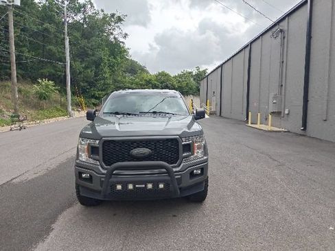 Used 2018 Ford F150 XL w/ Equipment Group 101A Mid AWD/4WD image 7