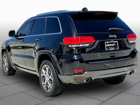Used 2018 Jeep Grand Cherokee Limited image 11