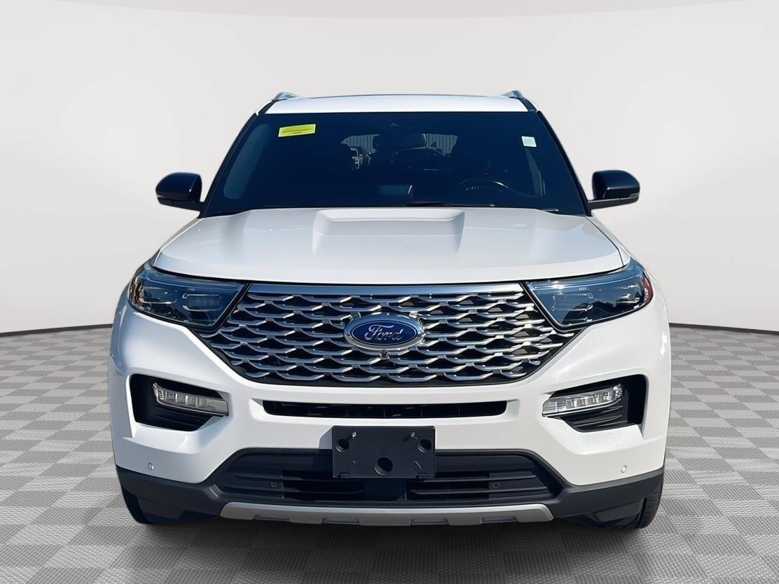 Used 2020 Ford Explorer Platinum w/ Premium Technology Package AWD/4WD image 2