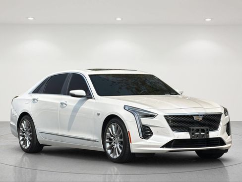 Used 2020 Cadillac CT6 Luxury w/ LPO, Premium Carpet Package AWD/4WD image 7