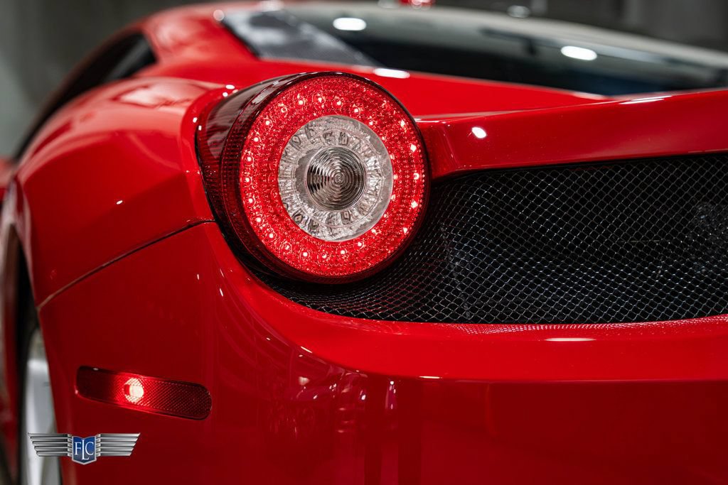 Used 2011 Ferrari 458 Italia Coupe RWD image 40