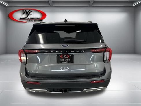 New 2026 Ford Explorer Active w/ Active Comfort Package RWD image 6