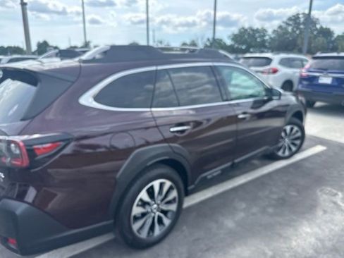 Used 2023 Subaru Outback Touring AWD/4WD image 2