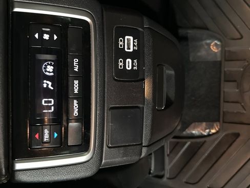 Used 2023 Subaru Ascent Onyx Edition image 33
