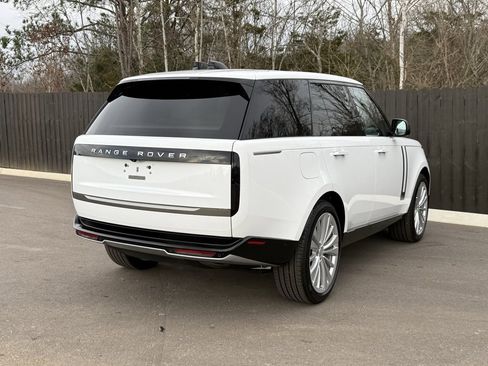 New 2025 Land Rover Range Rover SE image 6
