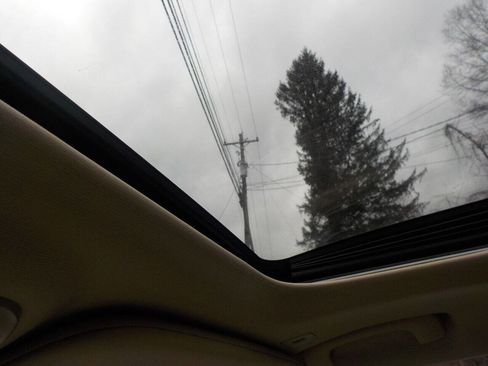 Used 2018 Jeep Grand Cherokee Limited image 19