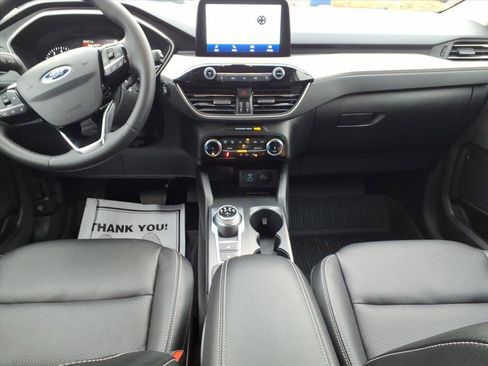 Certified 2022 Ford Escape SEL image 12