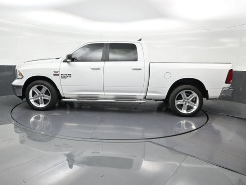 Used 2019 RAM 1500 Big Horn AWD/4WD image 2