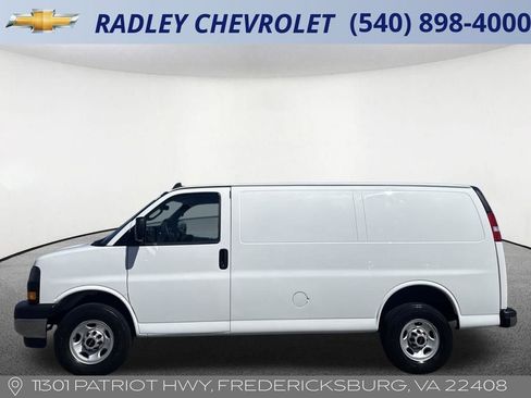 Used 2023 GMC Savana 2500 w/ Driver Convenience Package RWD image 8