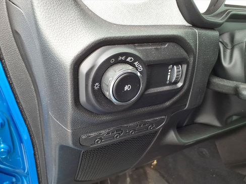 Used 2026 Jeep Wrangler Sport AWD/4WD image 25