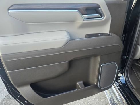 New 2026 GMC Sierra 1500 SLT AWD/4WD image 11