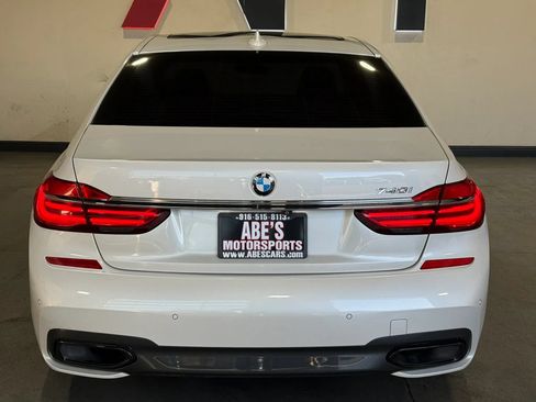 Used 2016 BMW 740i RWD image 8