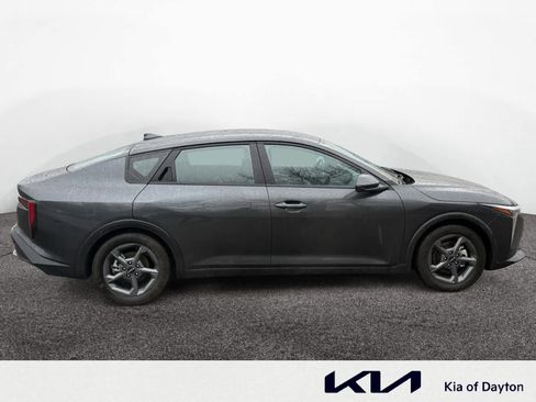 Used 2025 Kia K4 LXS image 6