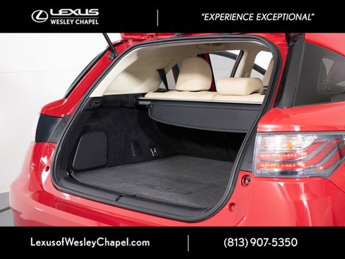 Used 2015 Lexus CT 200h w/ Navigation Package FWD image 18