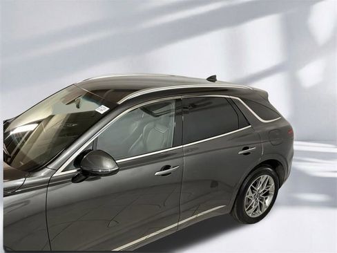 Used 2025 Genesis GV70 2.5T AWD/4WD image 23